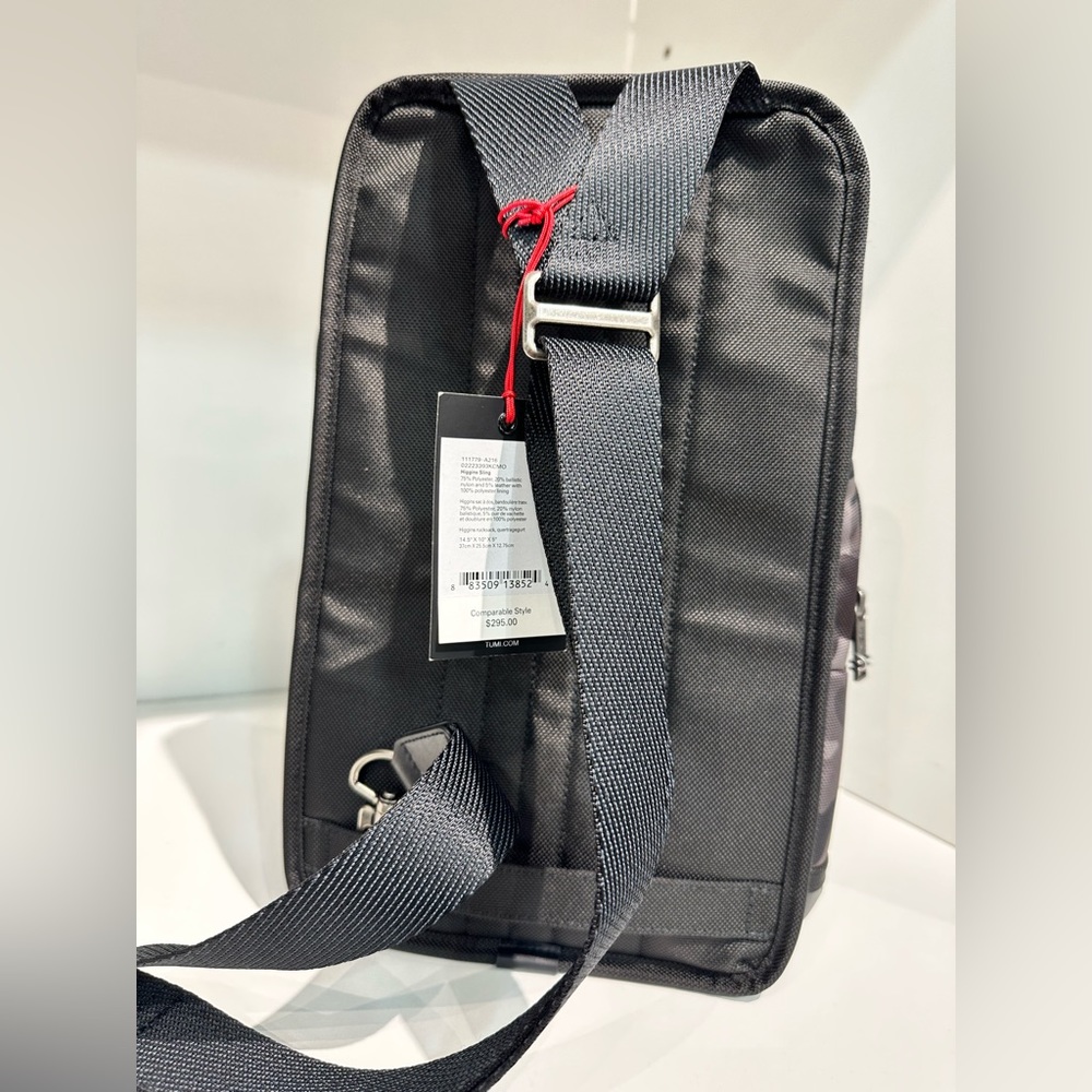 Brand New with Tag TUMI Higgins Sling Khaki Camouflage - Picture 4 of 5